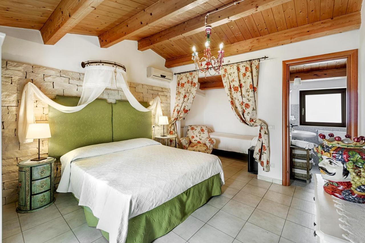 שיקלי Villa U Marchisi B&B מראה חיצוני תמונה