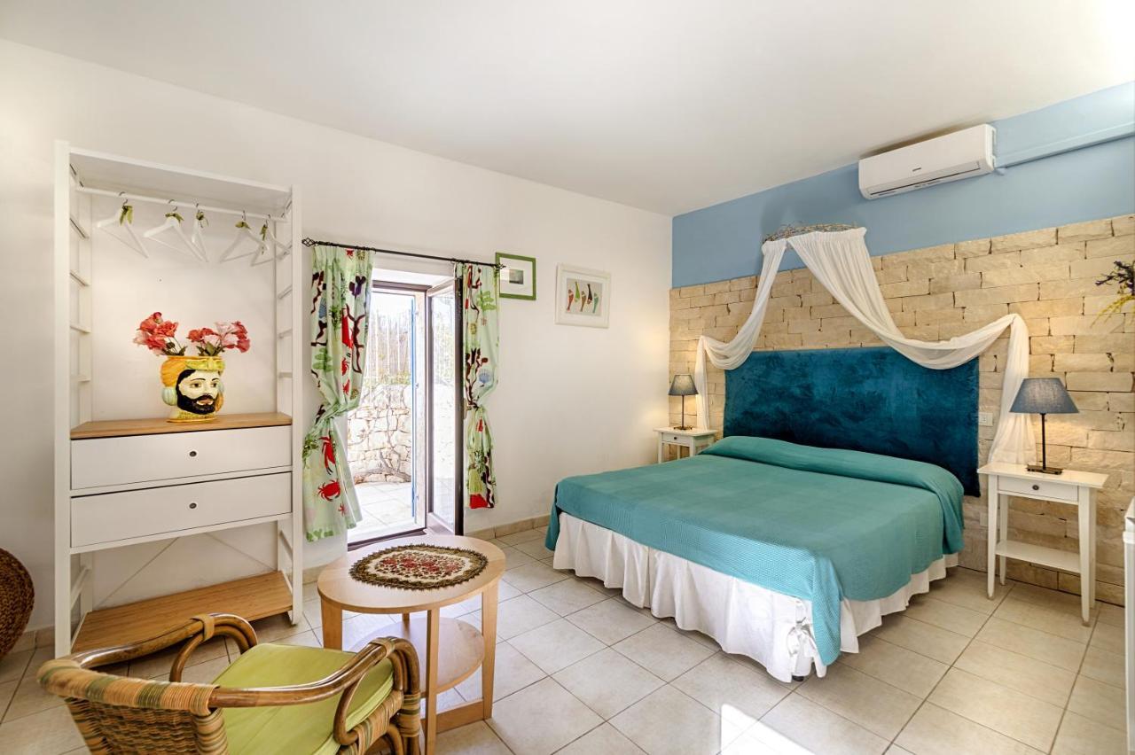שיקלי Villa U Marchisi B&B מראה חיצוני תמונה